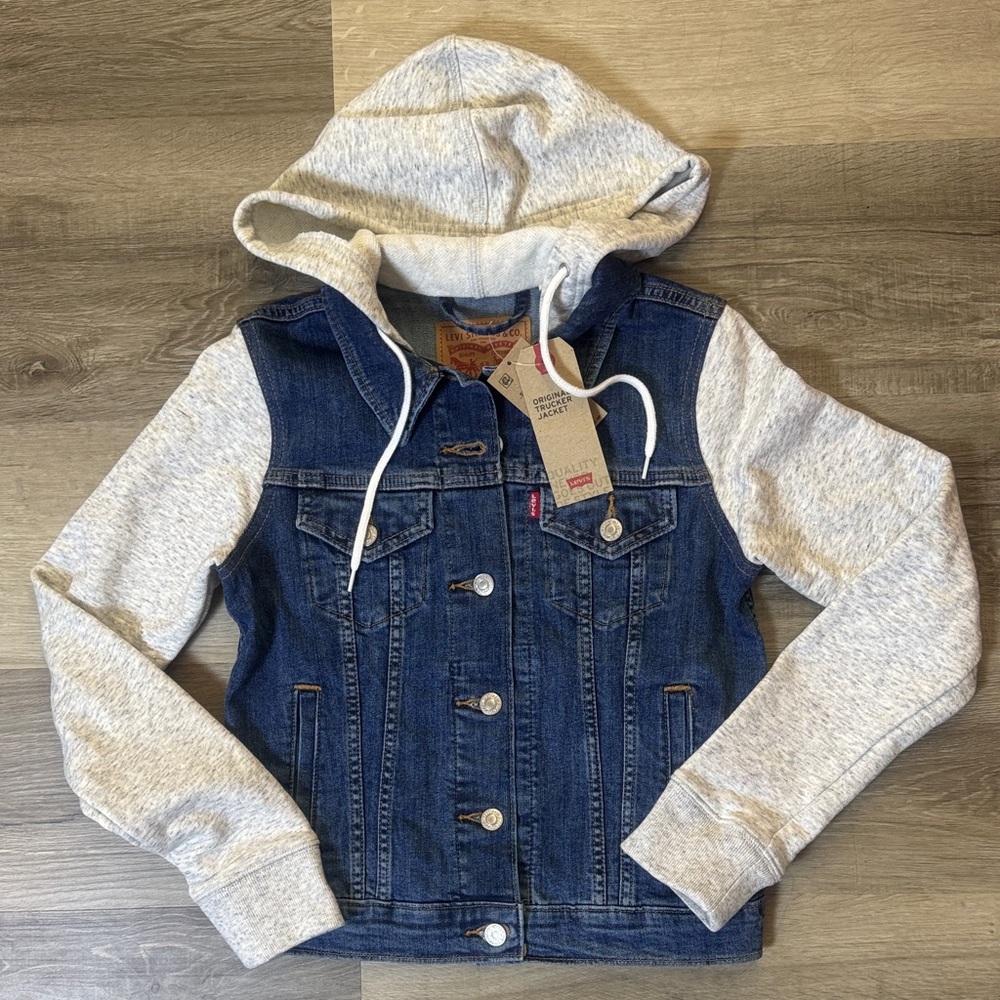 NEW LEVI’S Original Trucker Jacket Size XS